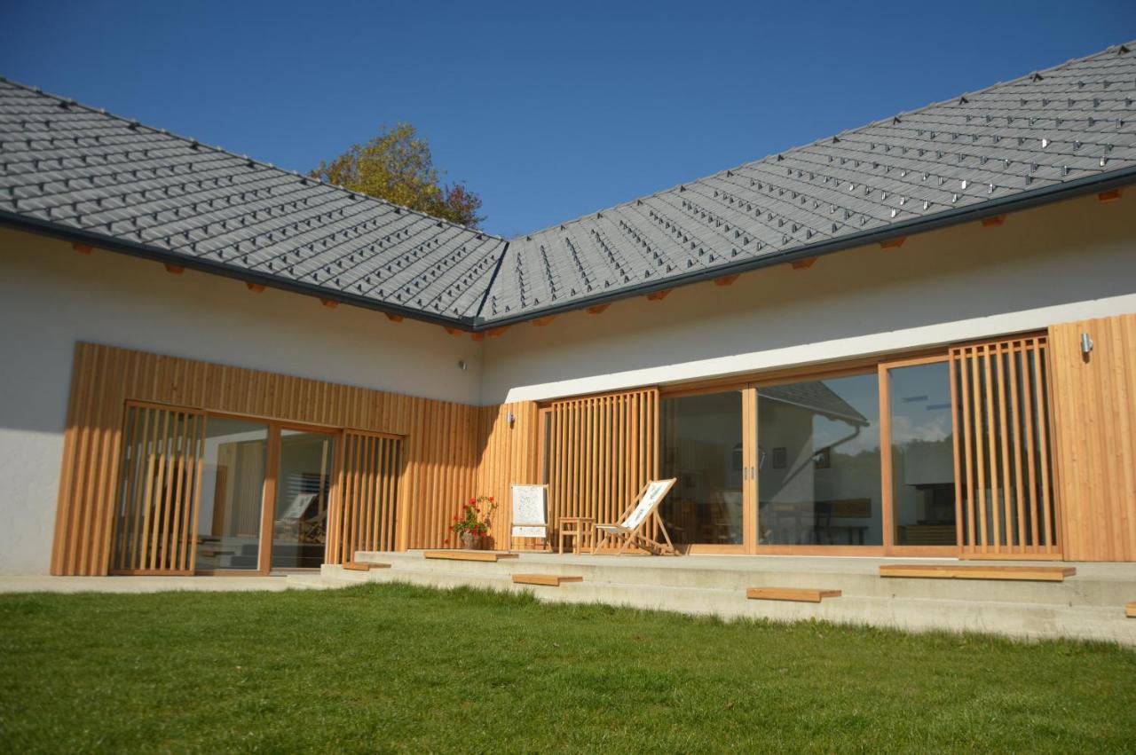 Hisa Sonca Toti Breg Hétvégi ház Svečina